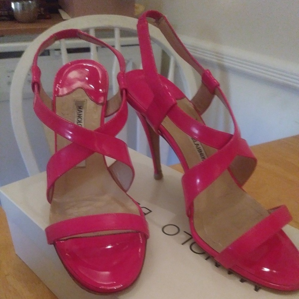 Manolo Blahnik Tiras Patent Fuxia Pink Heels Sz 38 - Picture 2 of 3